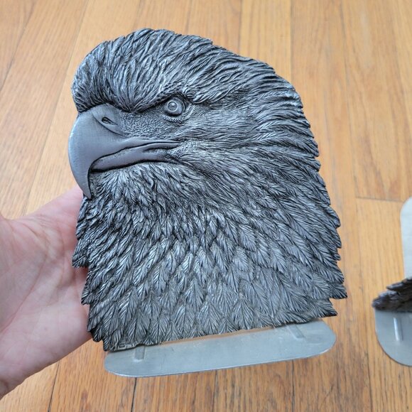 Metzke Metal Eagle Head Bookends Hammered Texture Detailed Feathers Decor - Picture 5 of 7